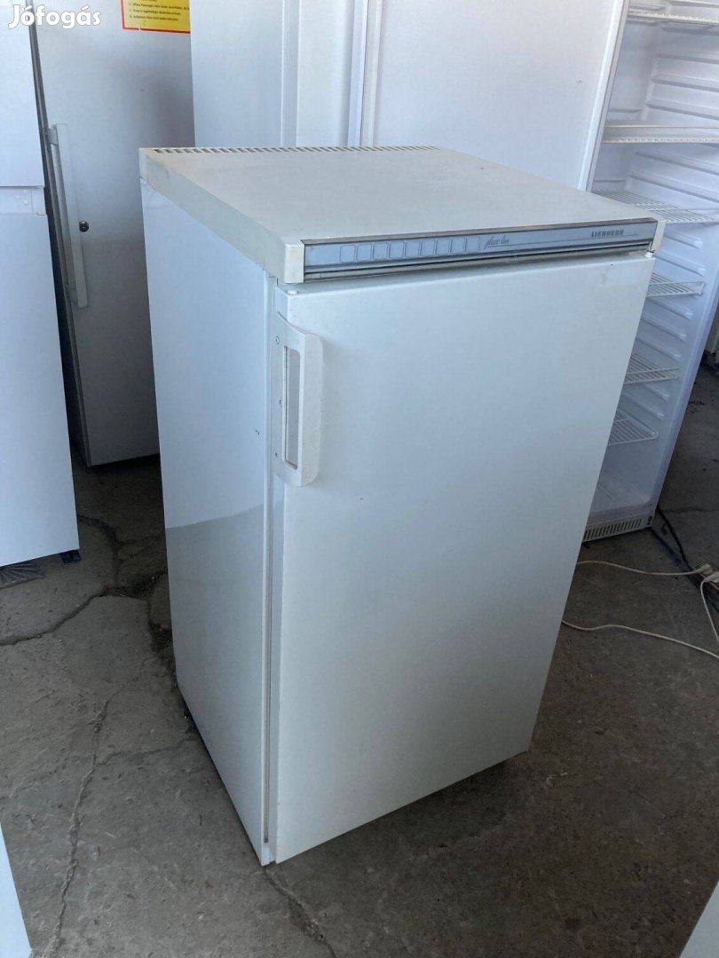 Liebherr hűtő - 235 L