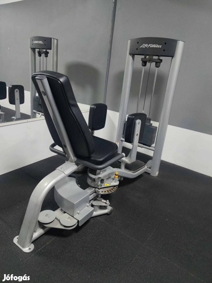 Life Fitness Kombinált Combközelítő-távolító gép (Technogym, Cybex)