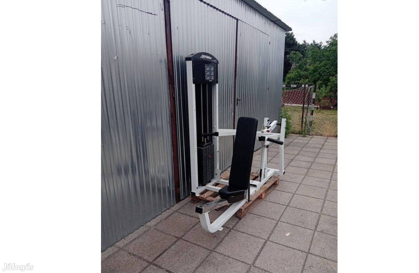 Life fitness kombi mell váll gép chest shoulder press