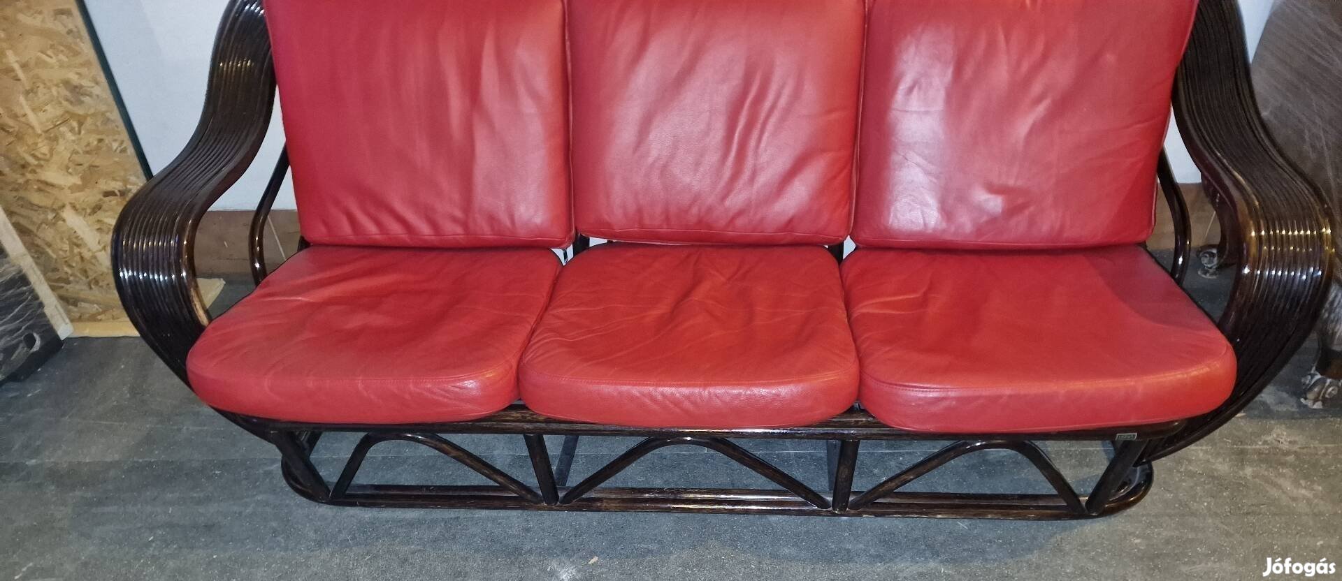 Ligna Bambusz 3-as valódi bőr kanapé.Szép,újszerű