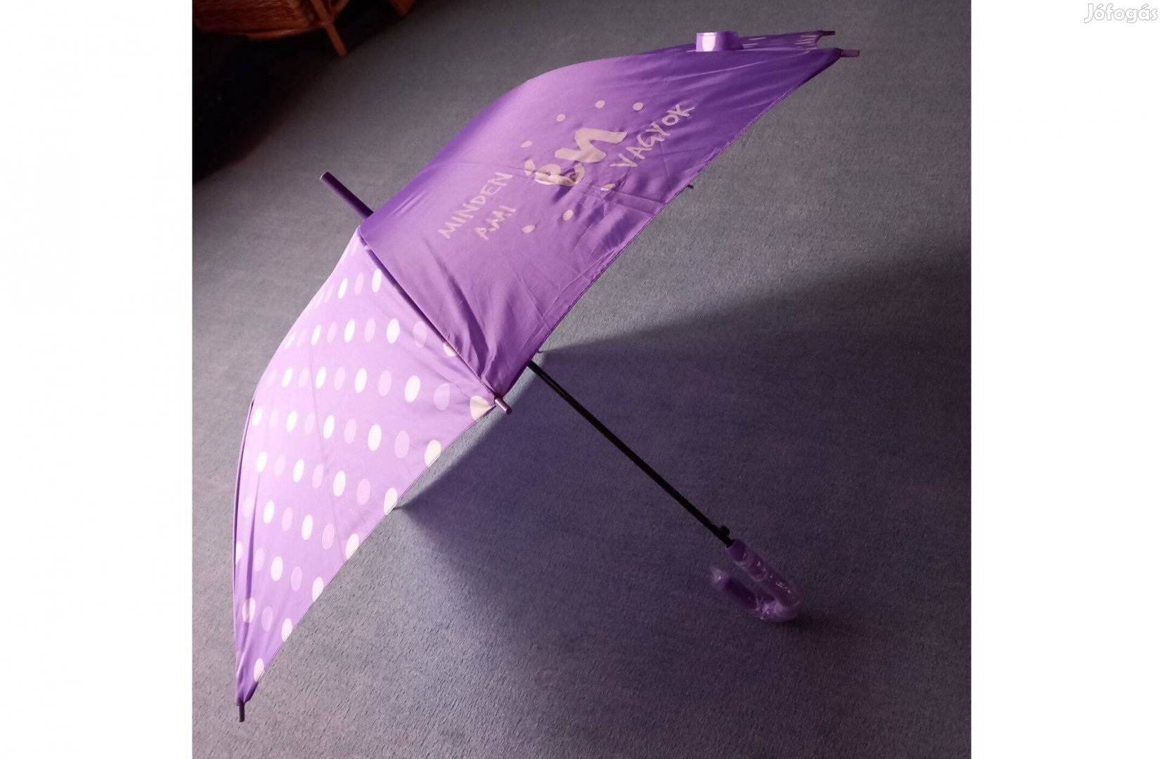 Lila-fehér pöttyös bot esernyő 110 cm átmérő, 85 cm hosszú - Új