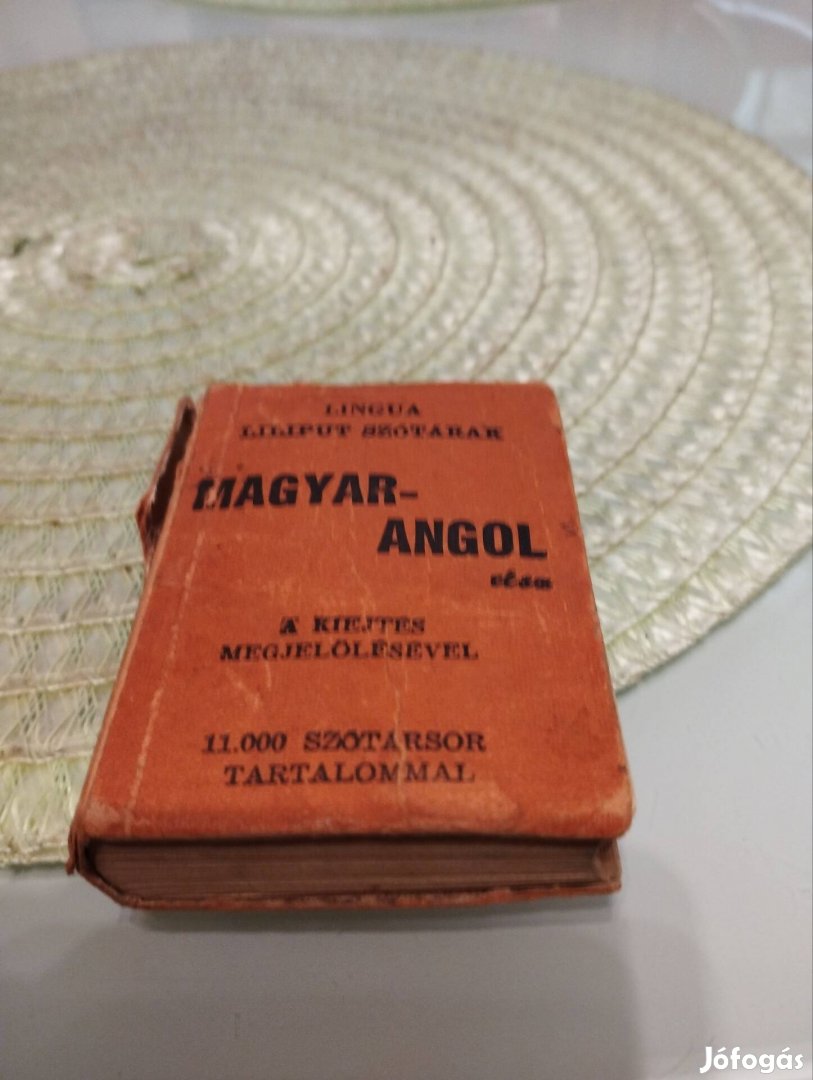 Liliput angol magyar szótár.