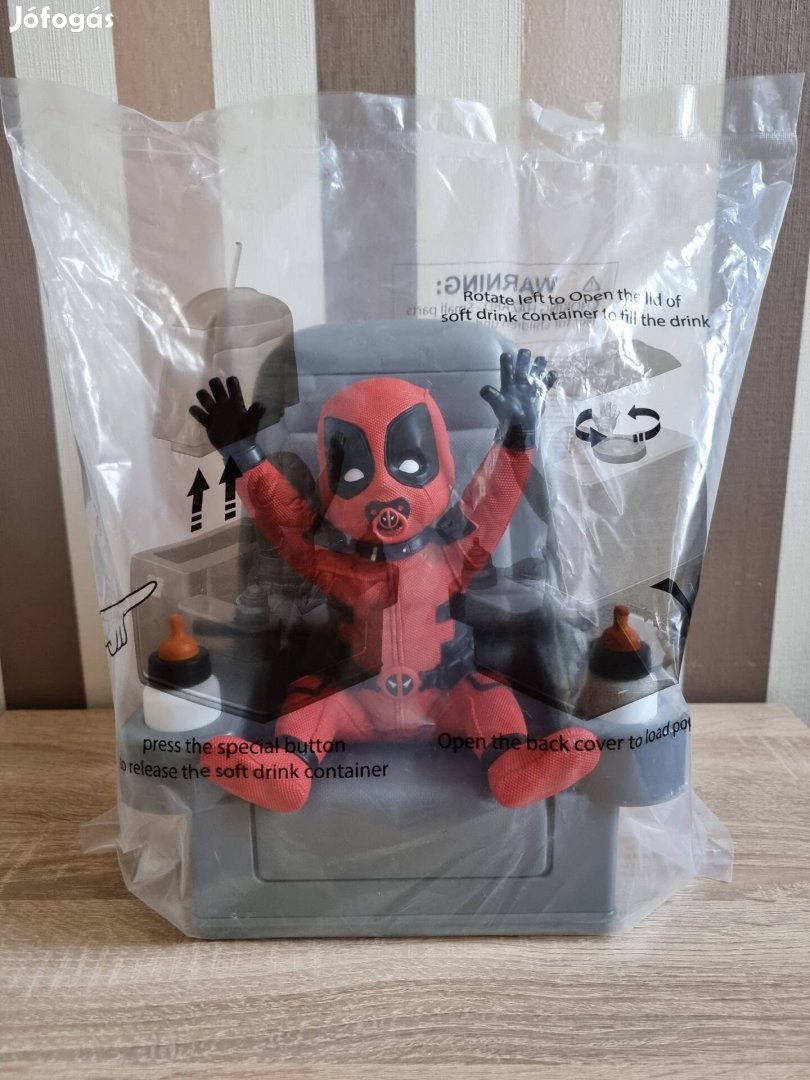 Limitált Babypool (Deadpool) popcorn és üdítő tartó.