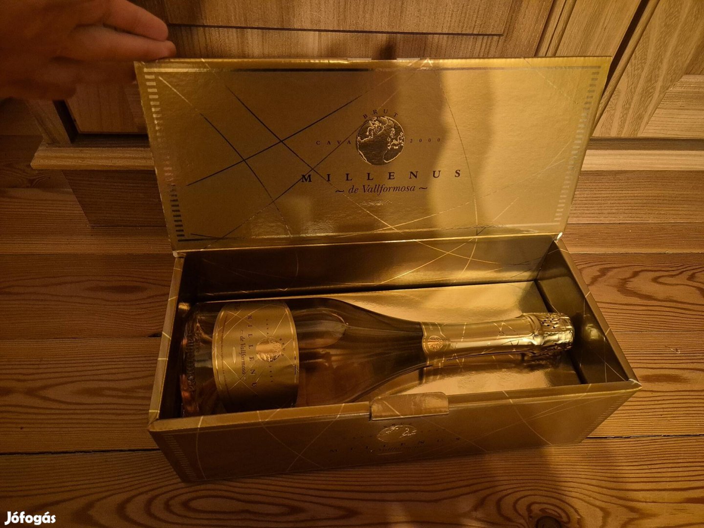 Limitált millenniumi Millenus de Vallformosa Brut cava