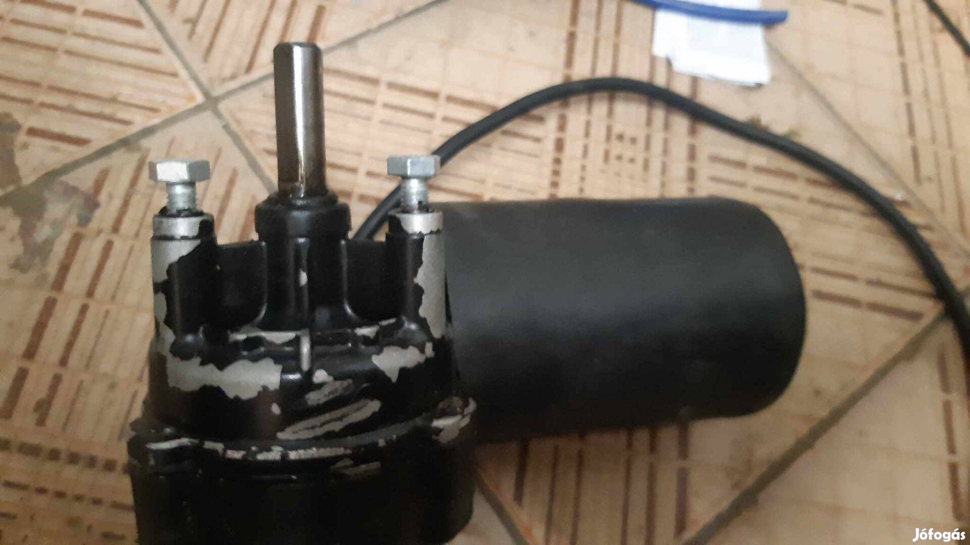 Linak ablakemelő motor hajtómű