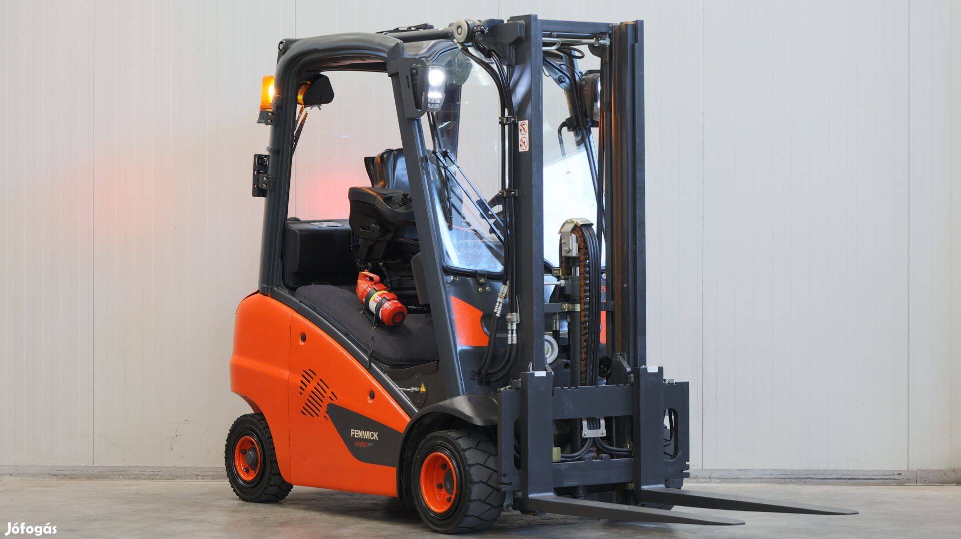 Linde H20T-02 2 tonnás gázos targonca