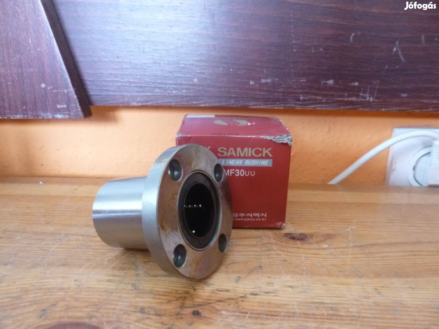 Lineáris csapágy körperemes golyós persely új 5559