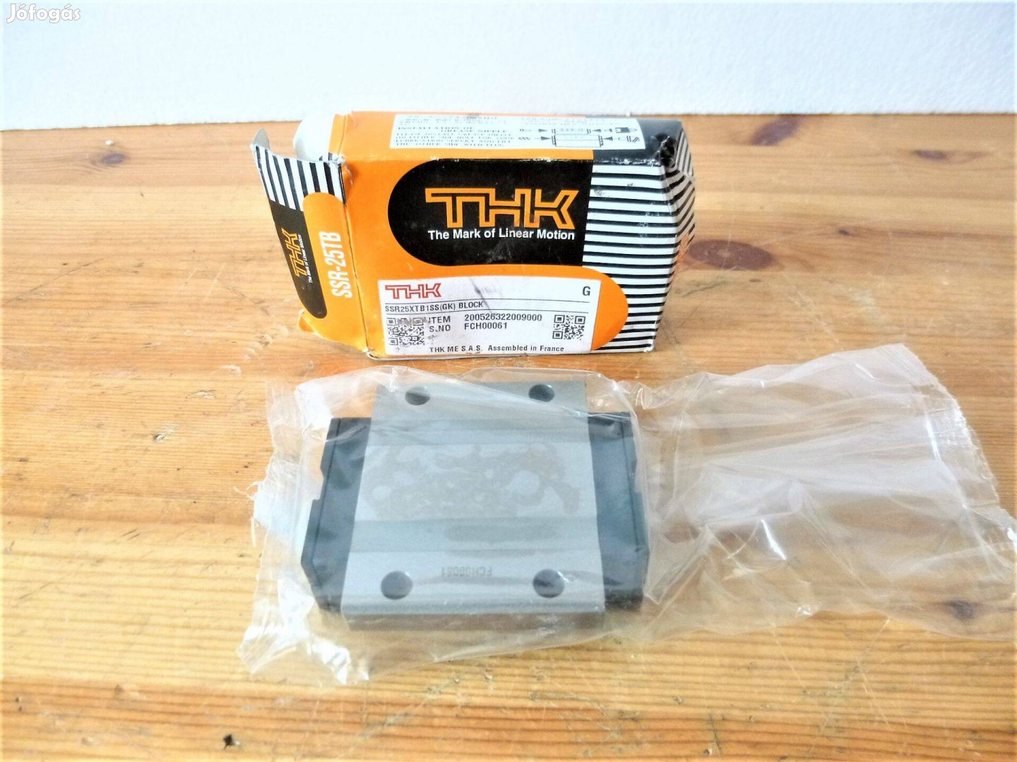 Lineáris kocsi csúszka alulról rögzíthető új Thk 4946