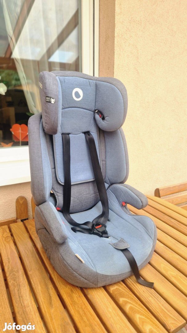 Lionelo autós gyerekülés 9-36 kg