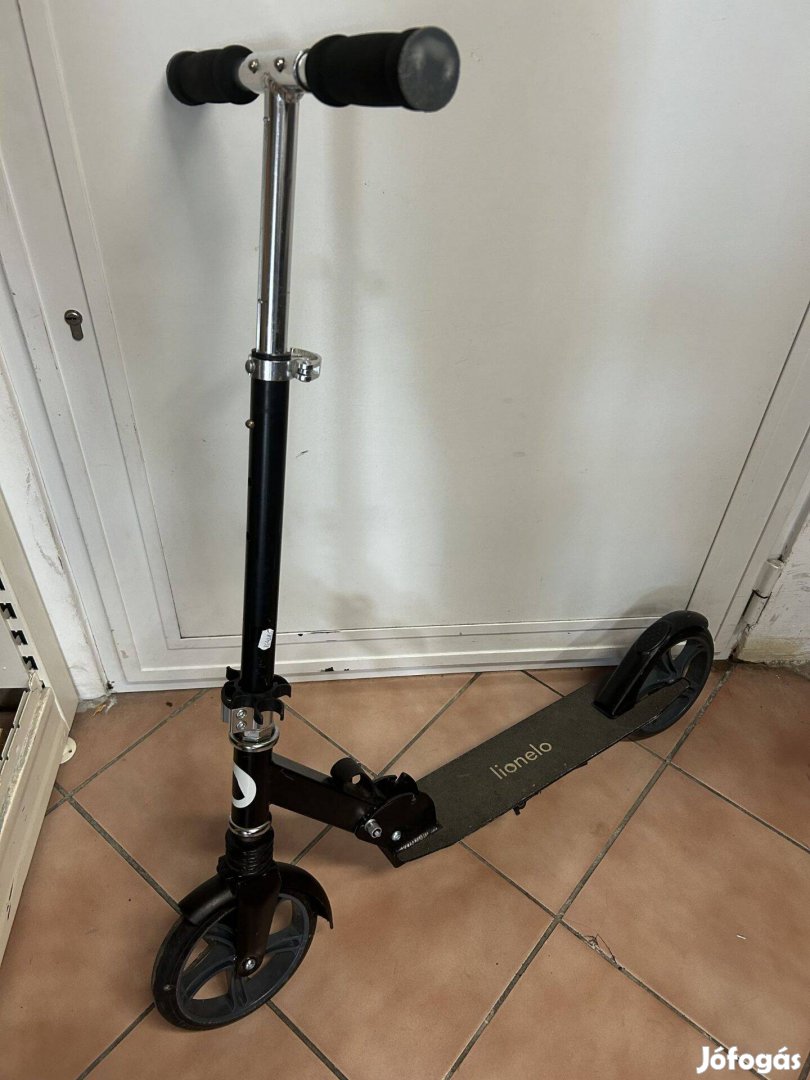Lionelo hagyományos roller