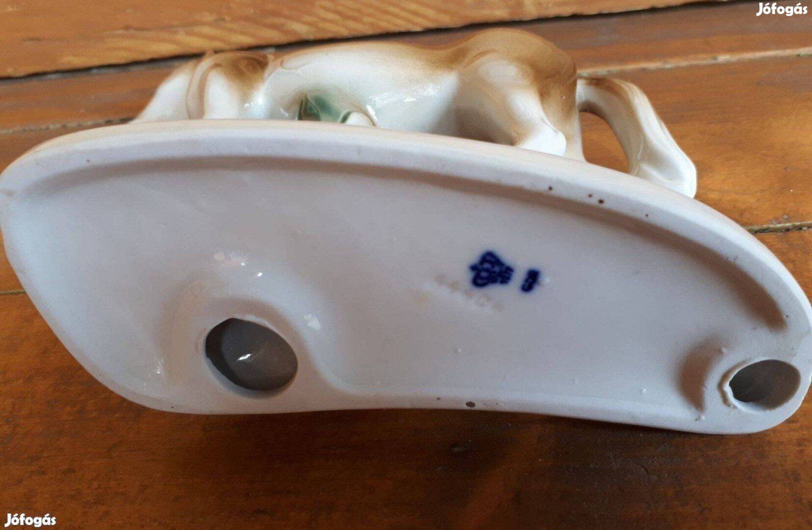 Lippelsdorf porcelán ló