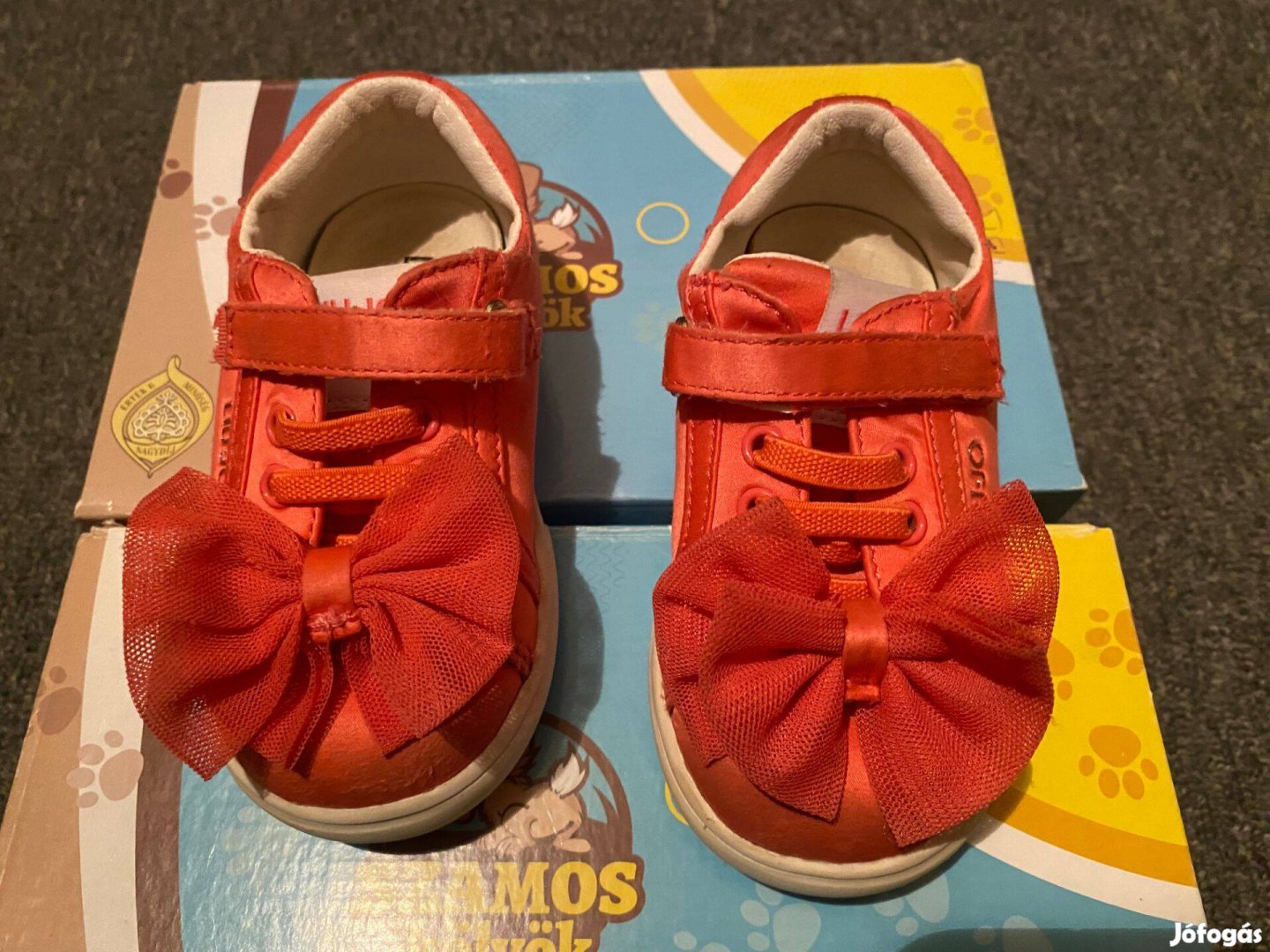 Liu Jo kislány tornacipő + ajándék Lupilu csizma 24-es