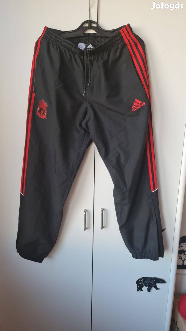 Liverpool Adidas tréning nadrág - M méret