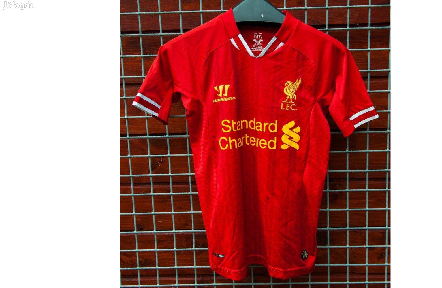 Liverpool FC eredeti Warrior gyerek piros focimez (134)