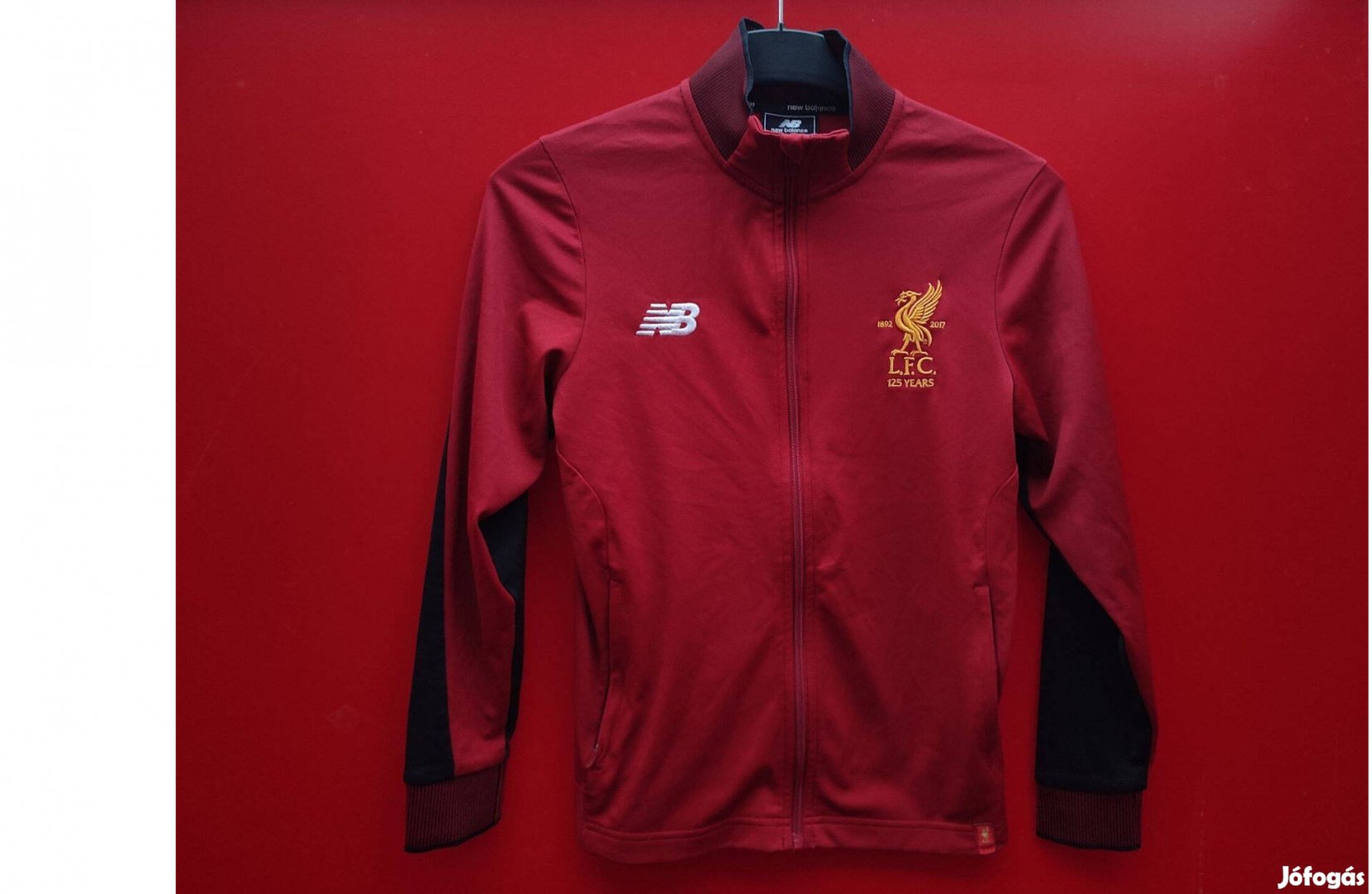 Liverpool eredeti Newbalance gyerek centenáriumi cipzáras felső (146)