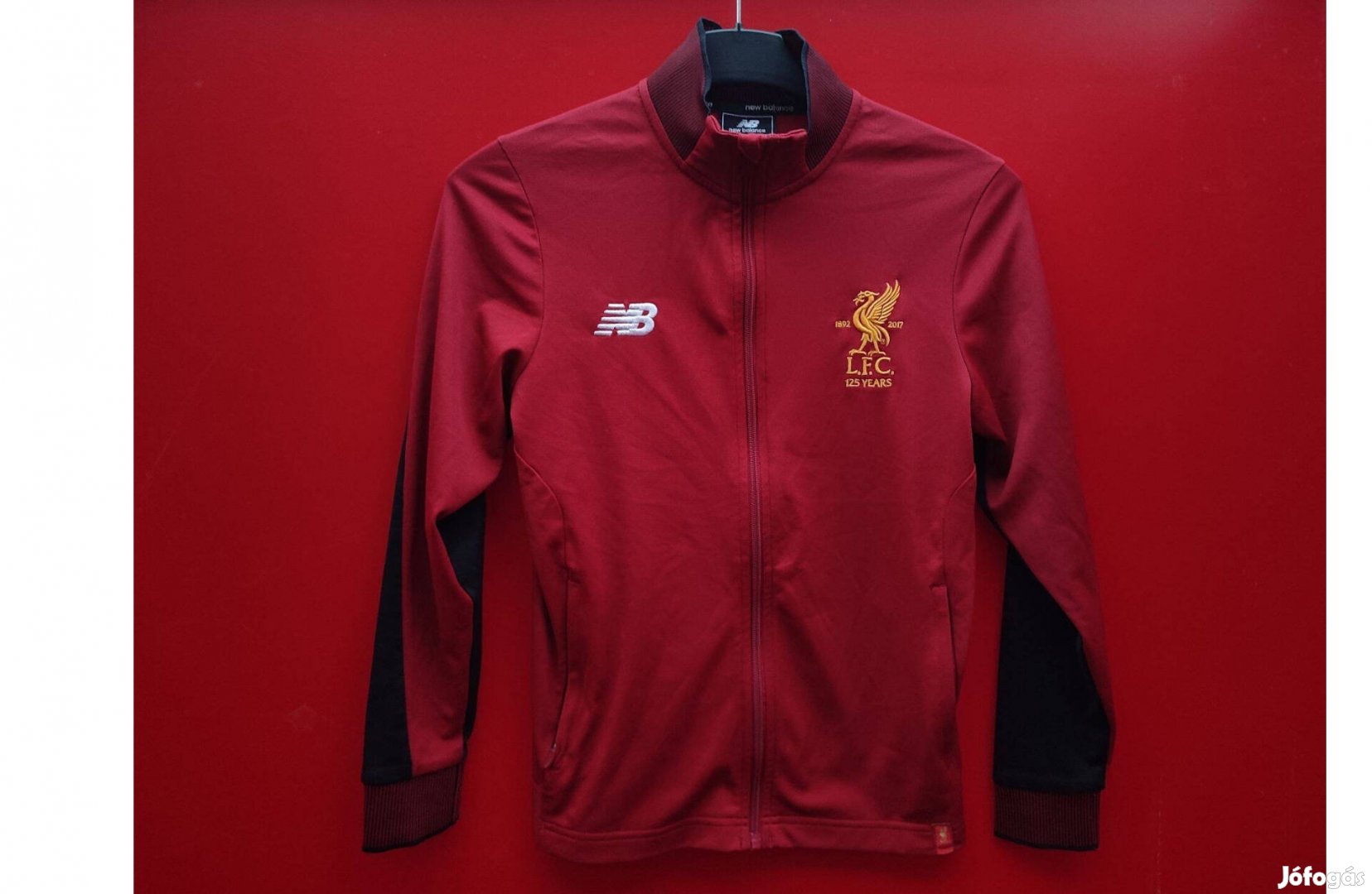 Liverpool eredeti Newbalance gyerek centenáriumi cipzáras felső (146)