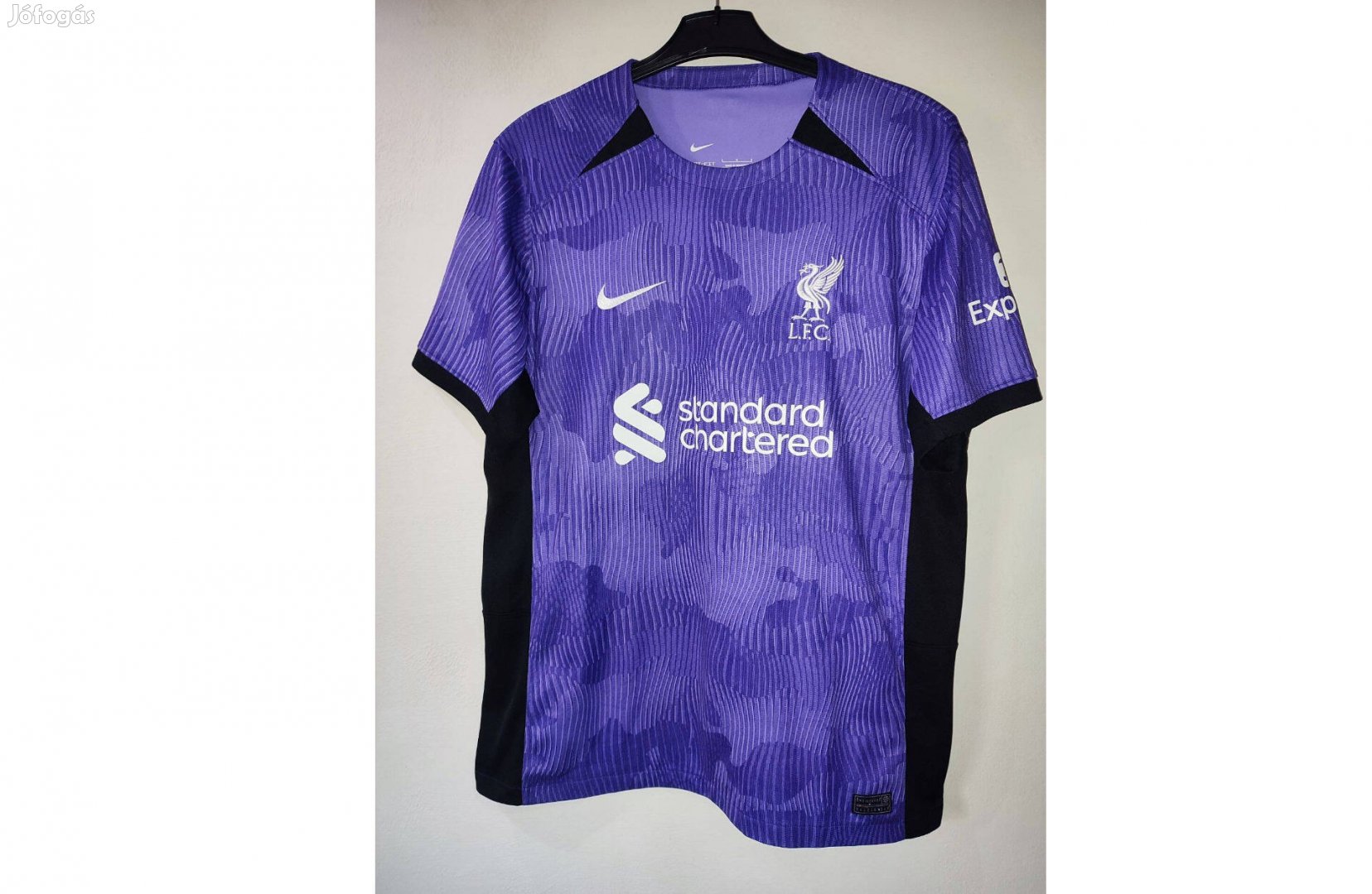 Liverpool eredeti Nike 2023-24 lila mez