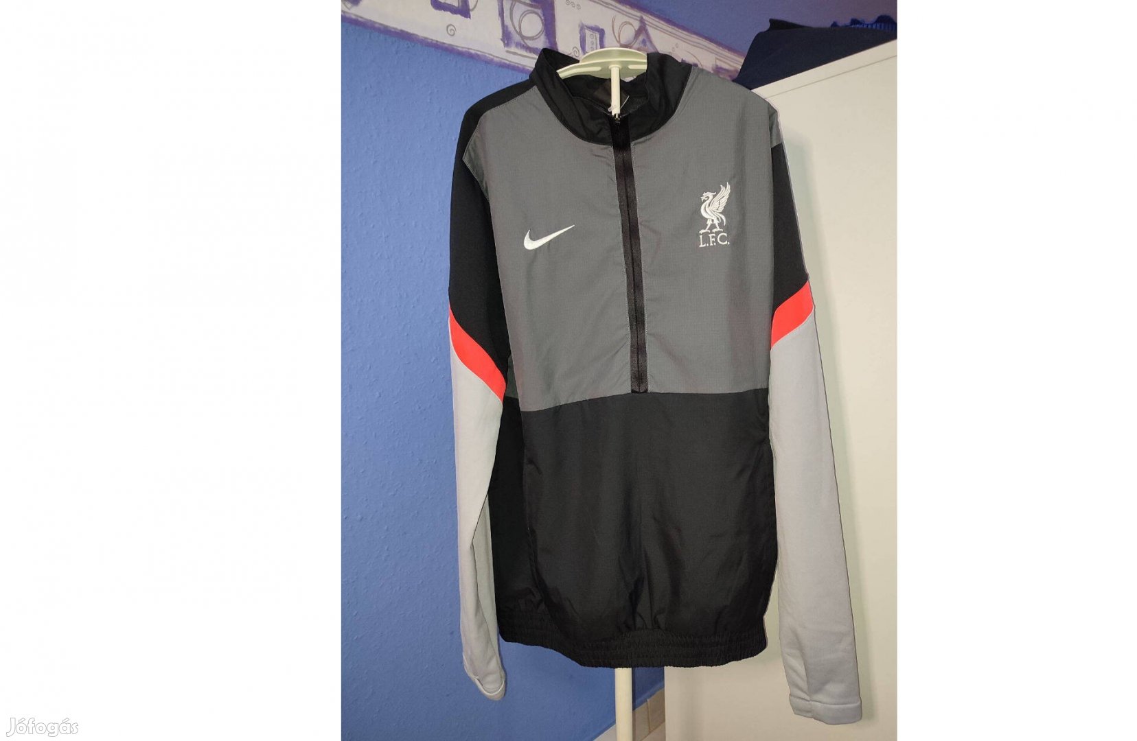 Liverpool eredeti Nike cipzáras szürke felső (S)