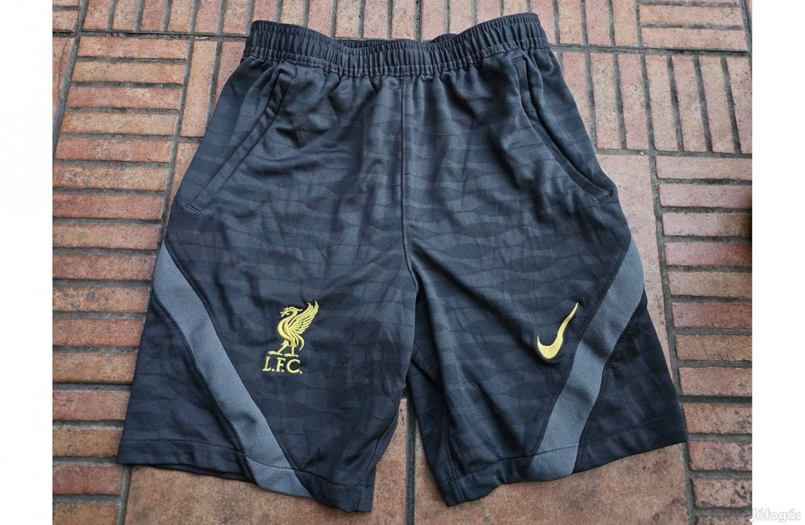 Liverpool gyerek Nike nadrág focinadrág 146 152 158