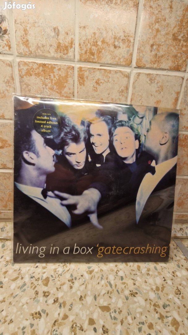 Living in a Box - Pop Album