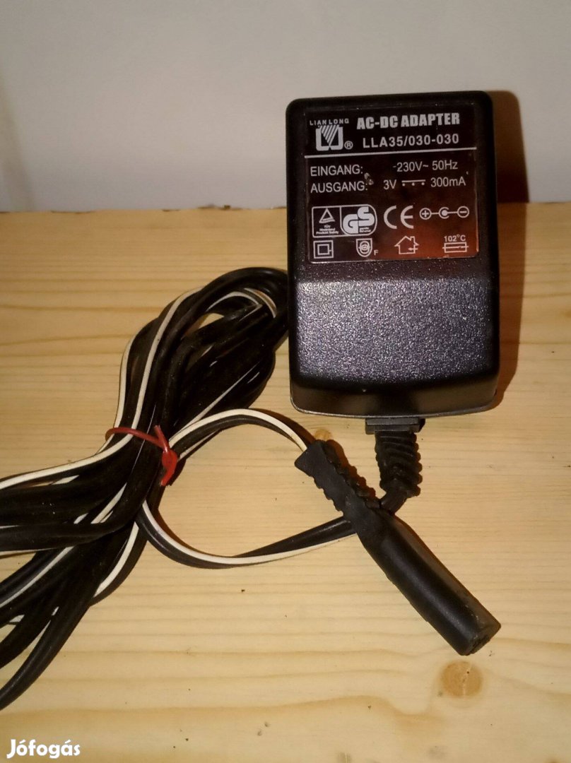 Lla35/030-030 DC adapter 3V 300mA működő