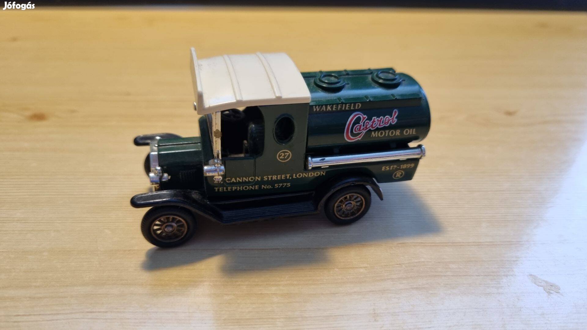 Lledo Castrol matchbox