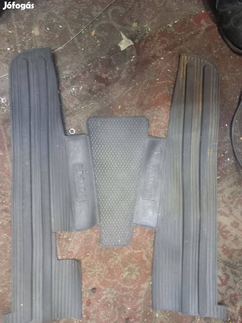 Lml ,nrg,typhonn taposó gumi