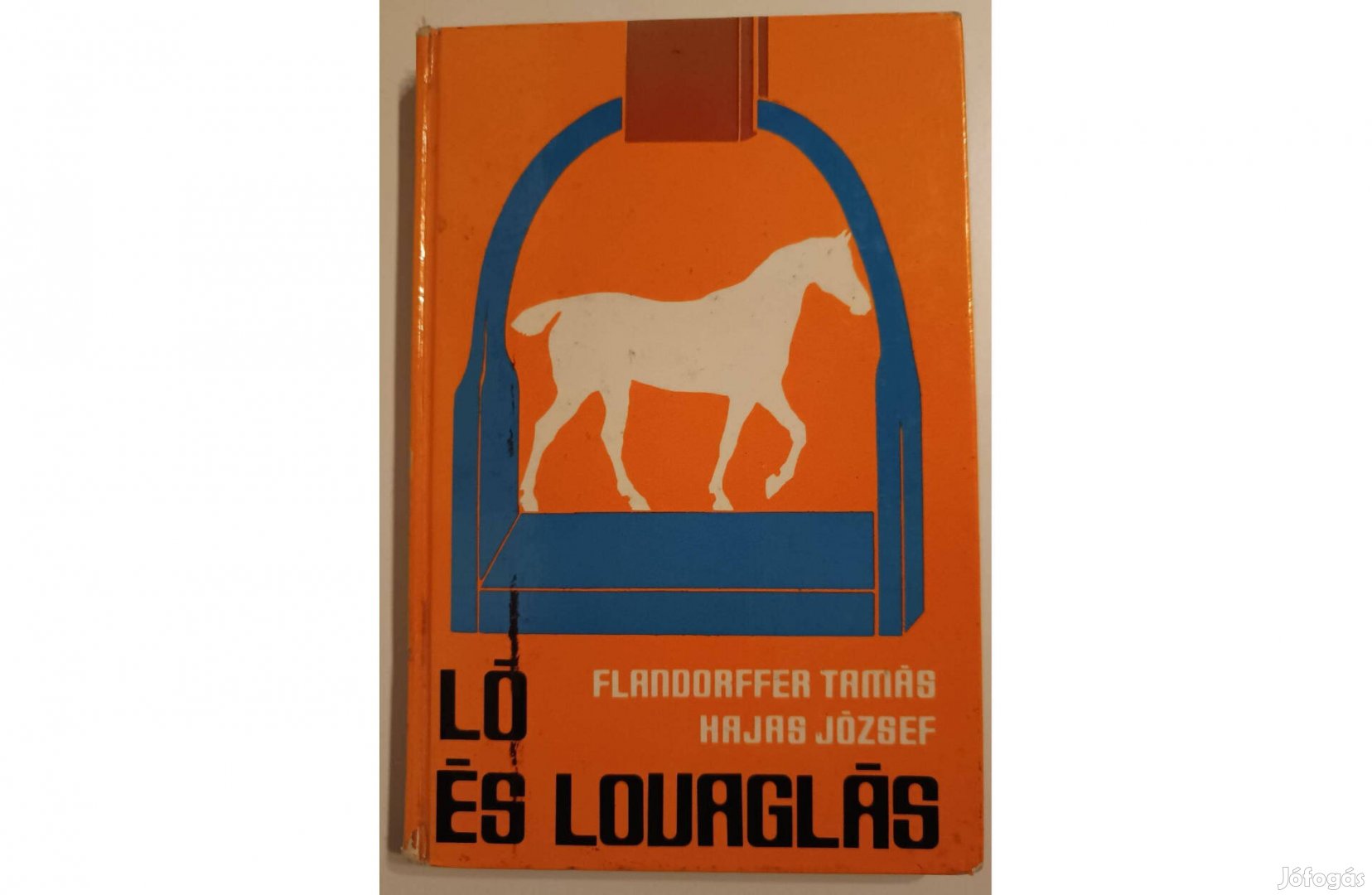 Ló és lovaglás c. könyv