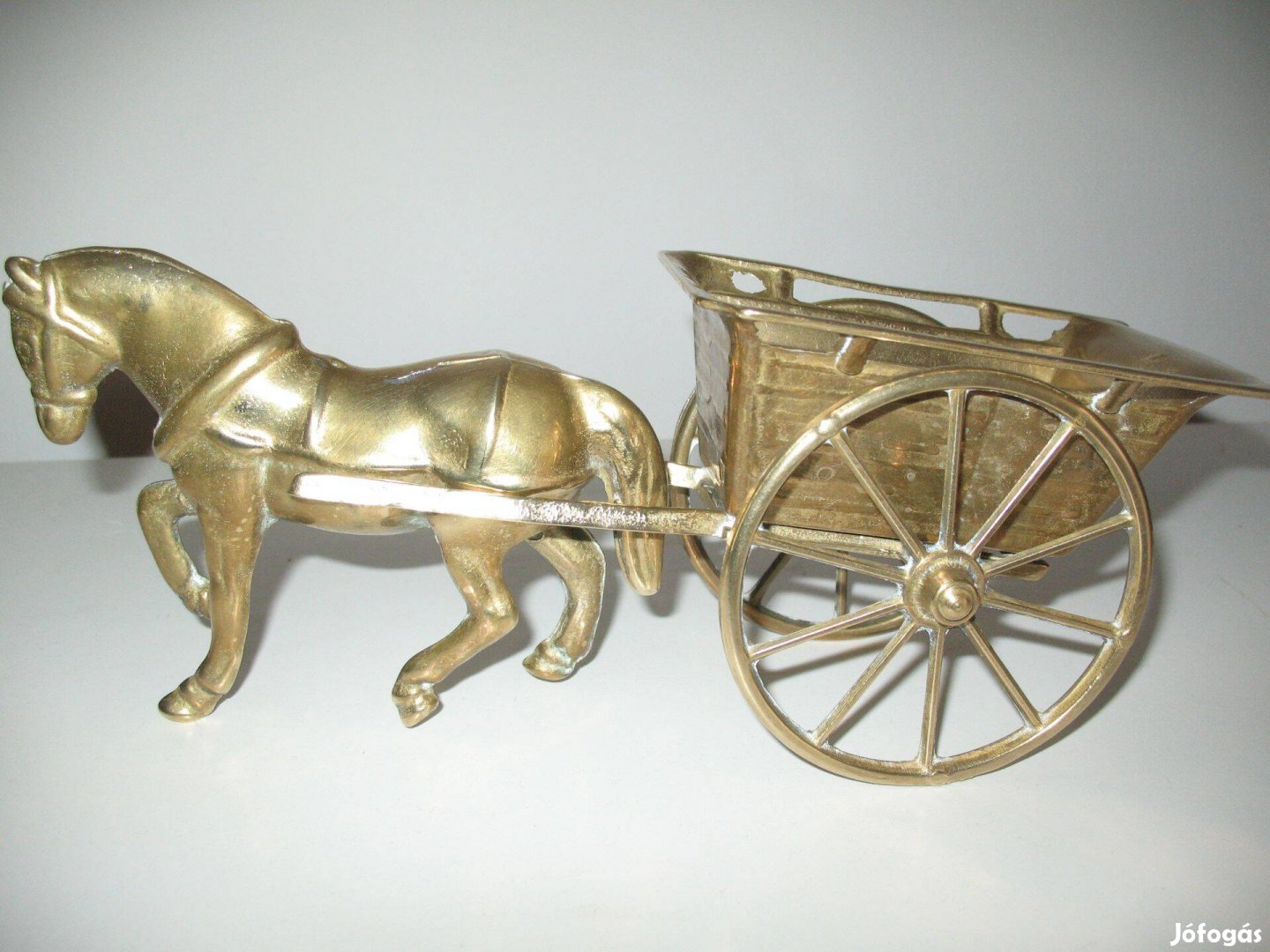 Ló szekérrel réz szobor eladó