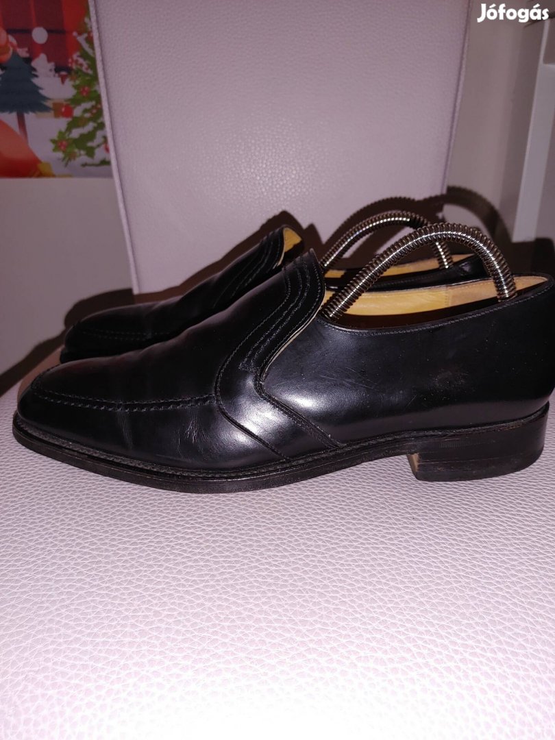 Loake Shoemakers bőr mokaszín loafer bebújós cipő 41