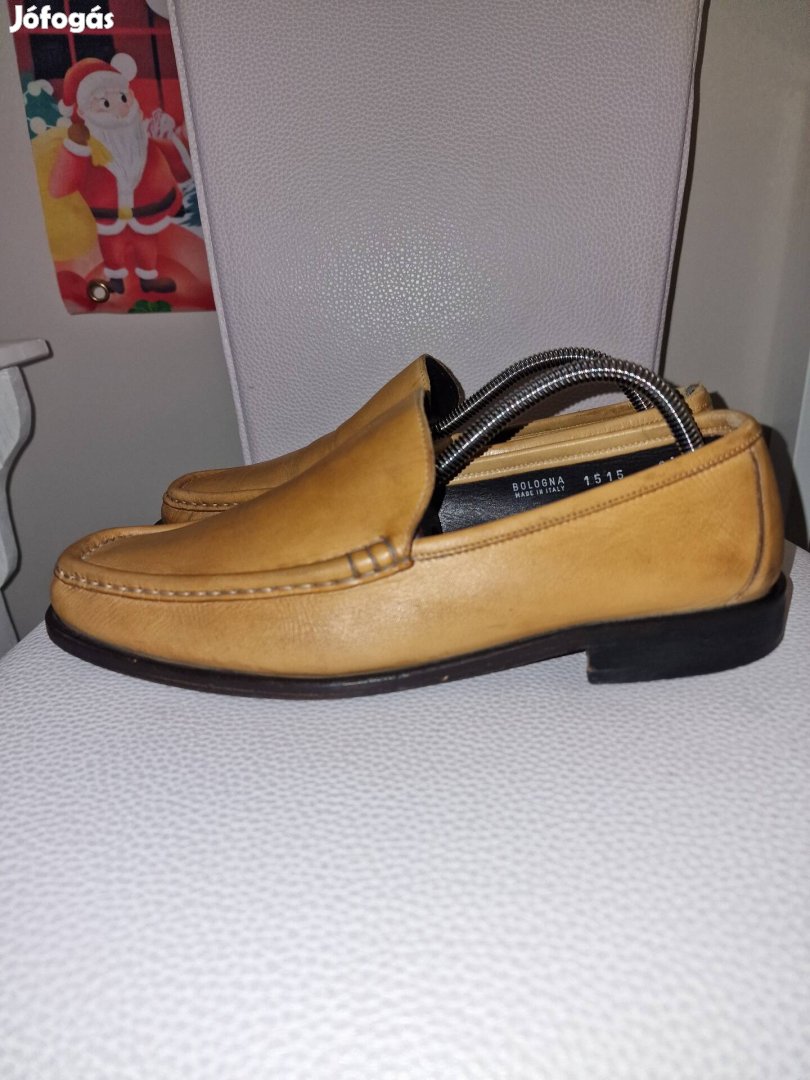 Loake Shoemakers loafer mokaszin bebújós cipő 42