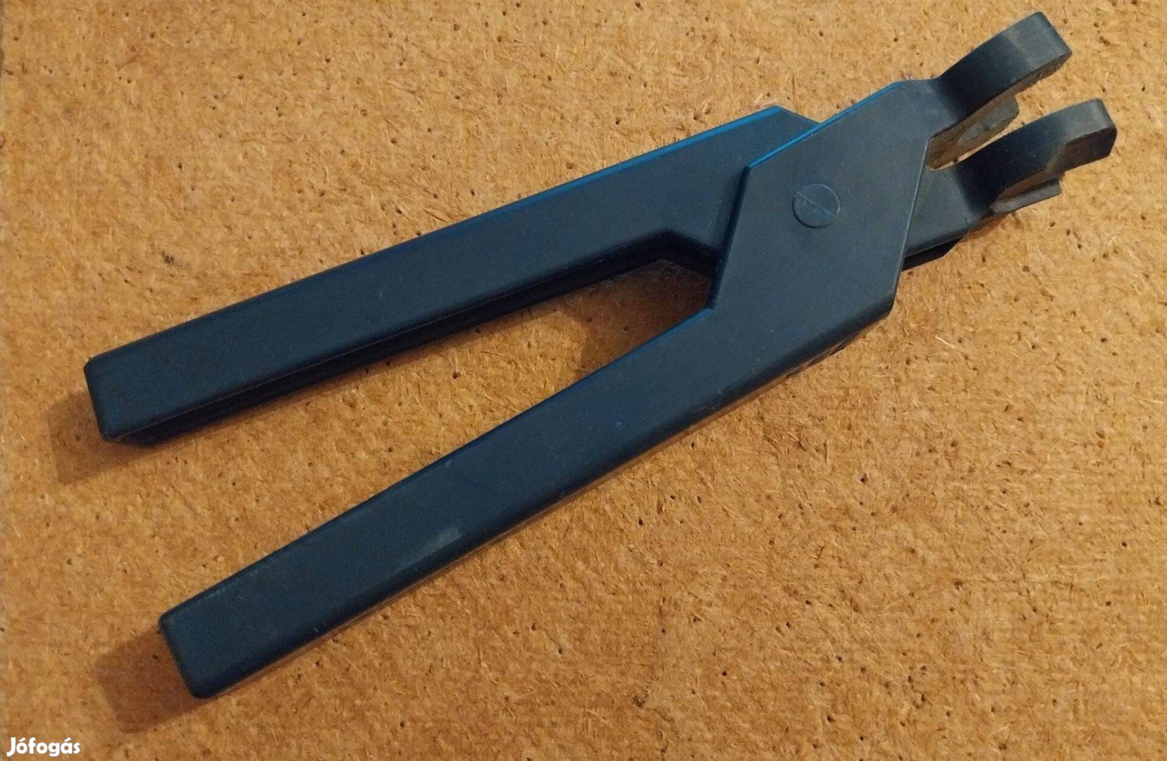 Loc-Line 1/4" szerelőfogó eladó
