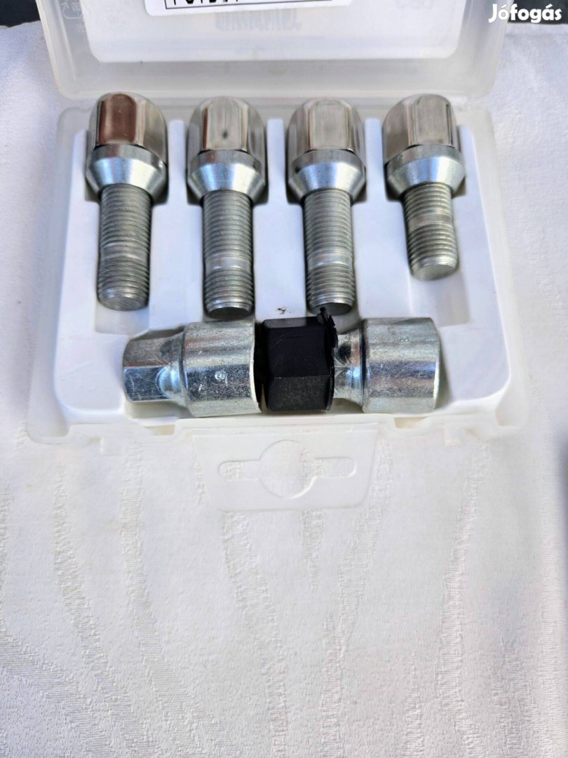 Locket kerékőr készlet DB5 4 csavar 2 kulcs Debrecen