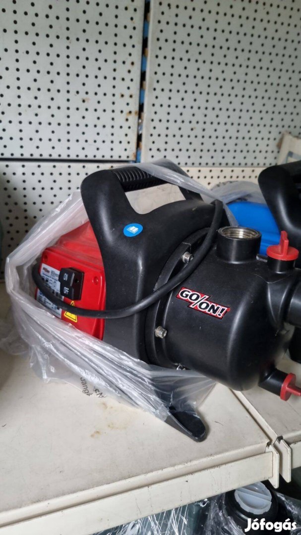 Locsoláshoz 600W-os kerti szivattyú újszerű állapotban, garanciával