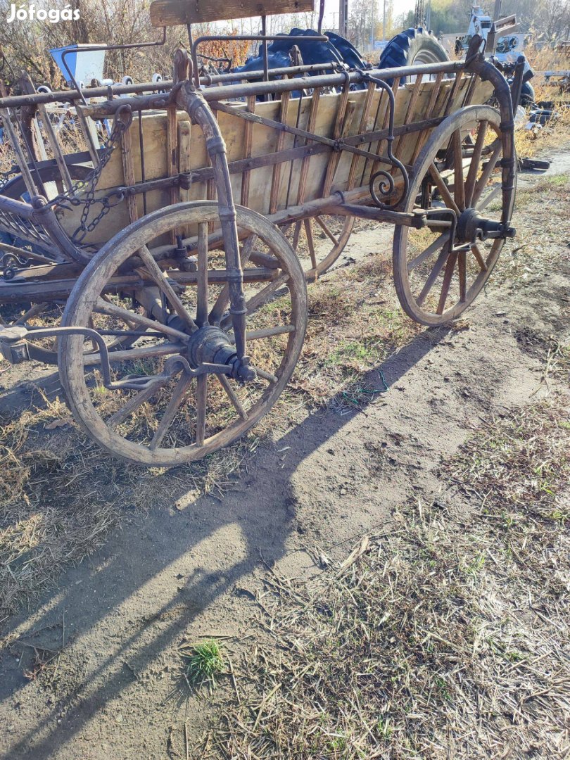 Löcsös kocsi szekér eredeti befogható állapotban eladó