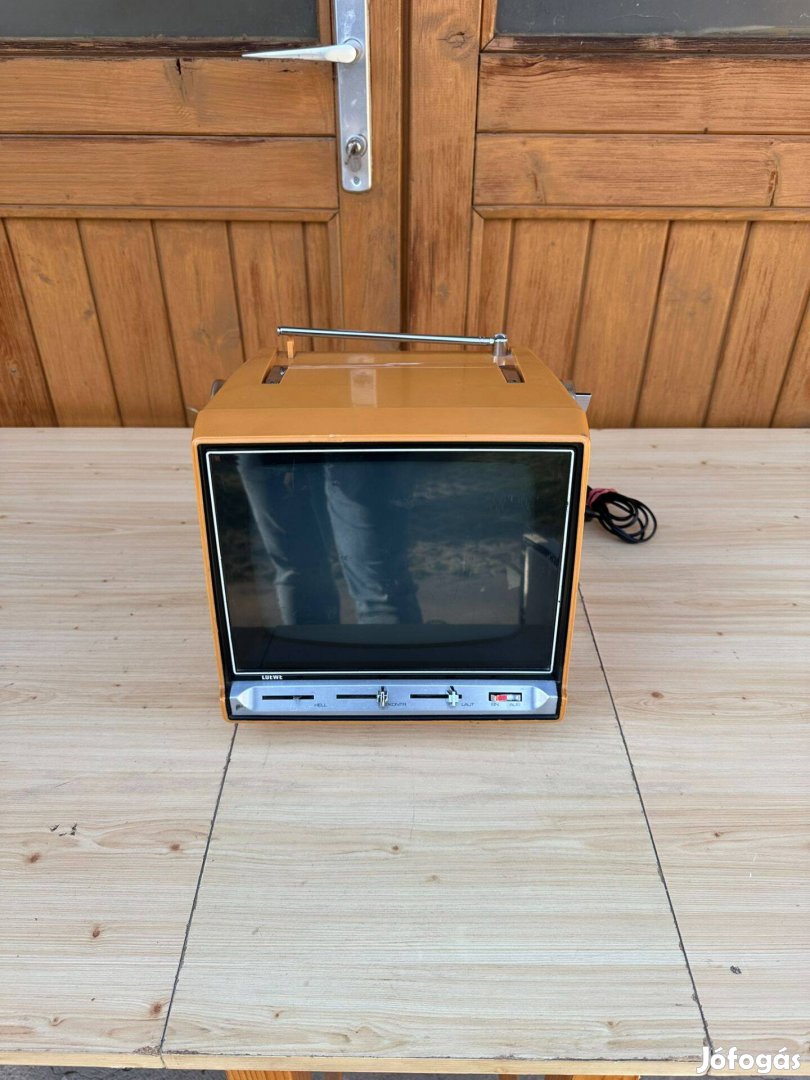 Loewe P701 TV