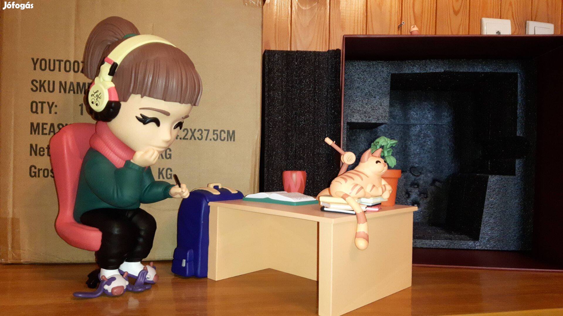 Lofi Girl (1ft) Youtooz szobor 12" lo fi lo-fi lány girl figura modell