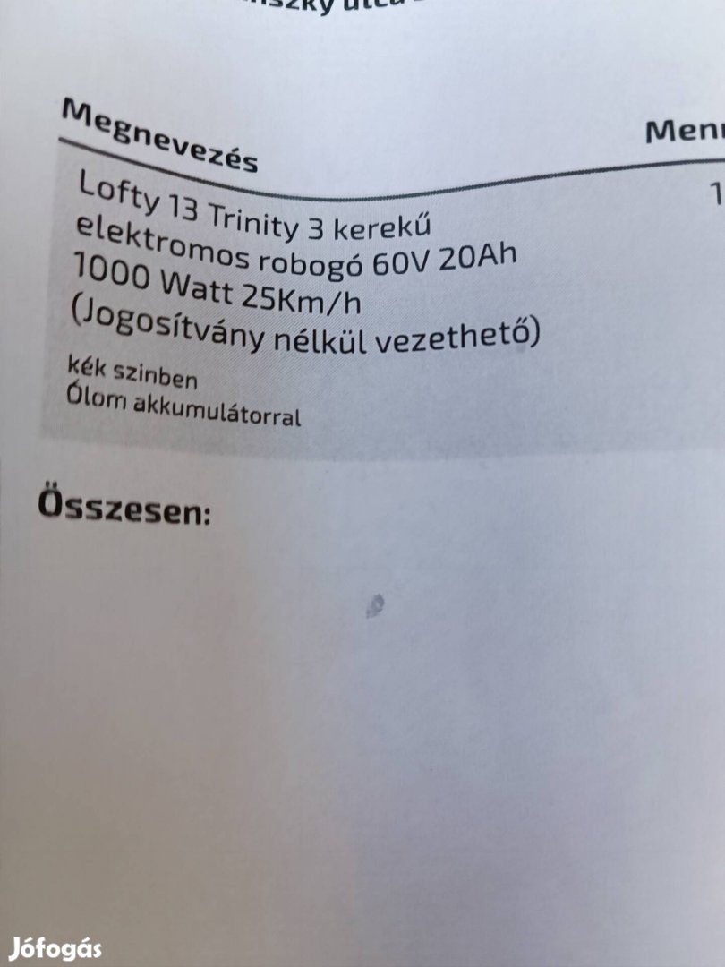 Lofty 3 kerekű robogó!