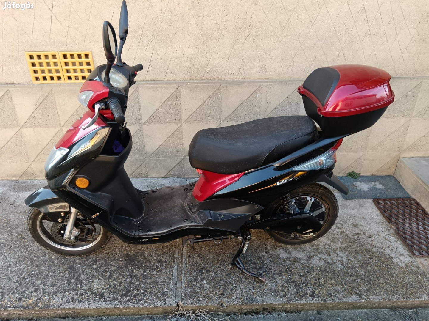 Lofty 9 48v-os elektromos kerékpár eladó