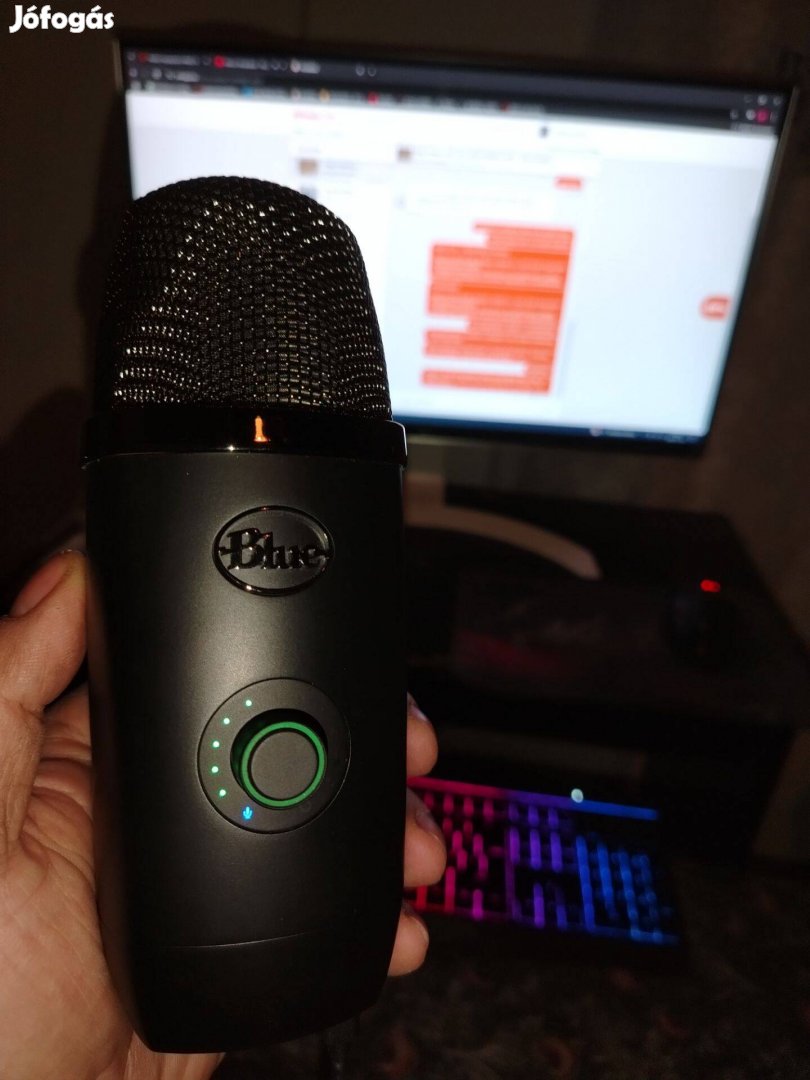 Logitech Blue Yeti X eladó ( Hibátlan állapotban , állvánnyal)