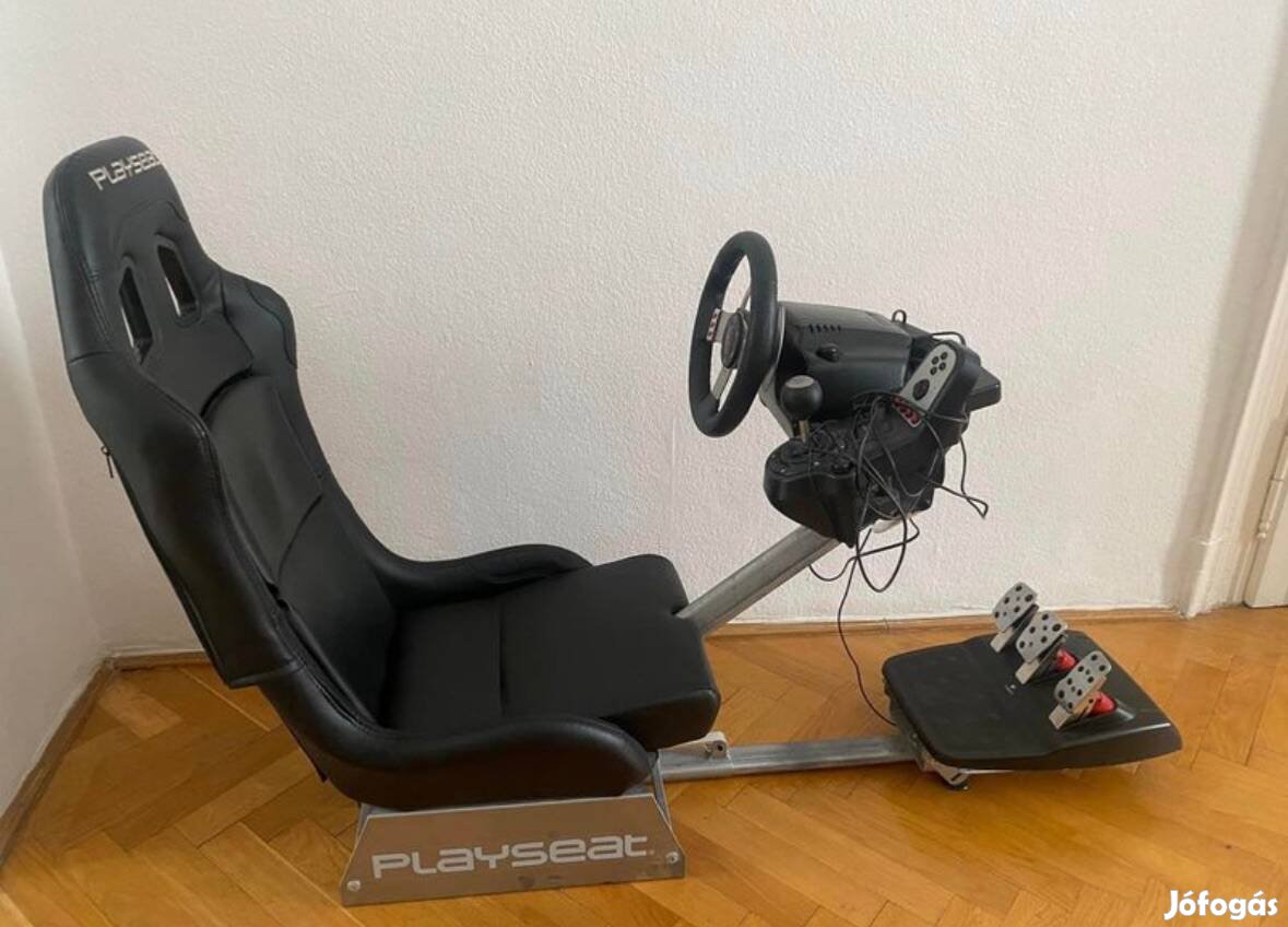 Logitech G27 + Playseat Revolution