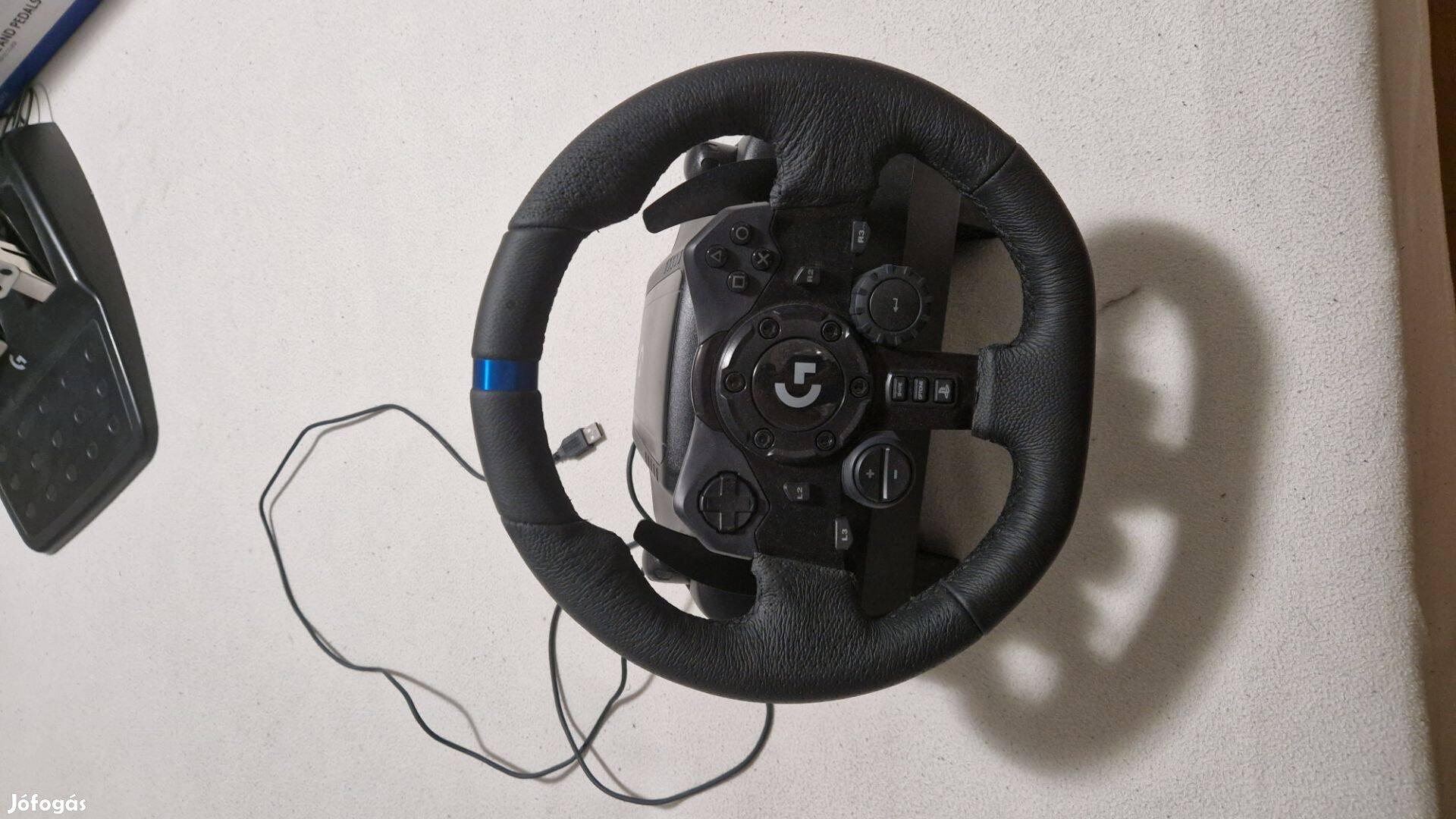 Logitech G923 Racing Wheel and Pedals