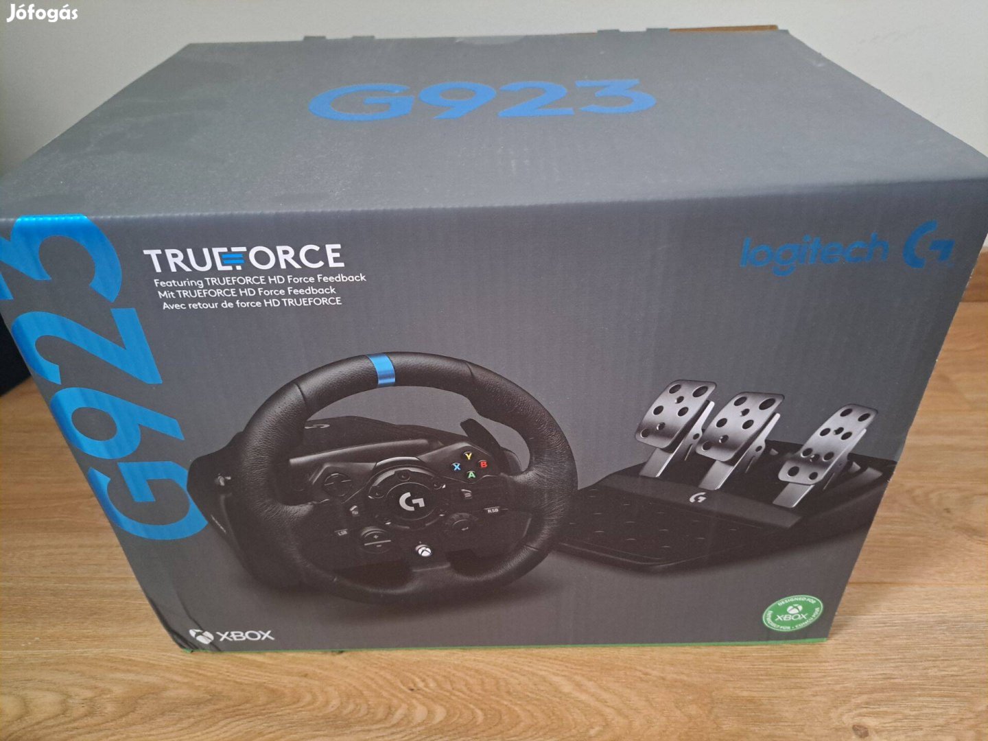 Logitech G923 Trueforce szimulátor-versenykormány, Xbox konzolhoz