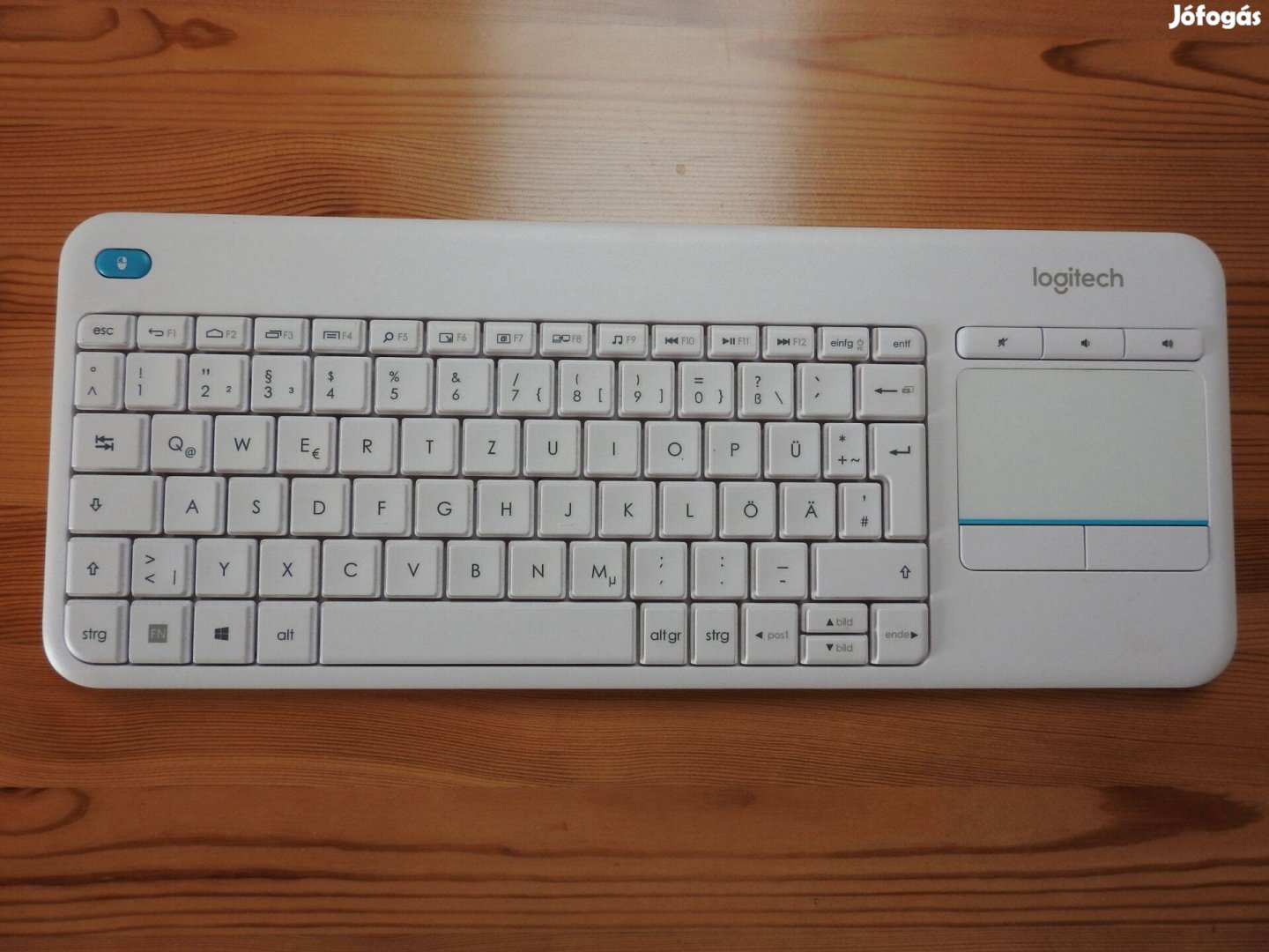 Logitech K400 Plus vezeték nélküli TV-billentyűzet, Touchpad