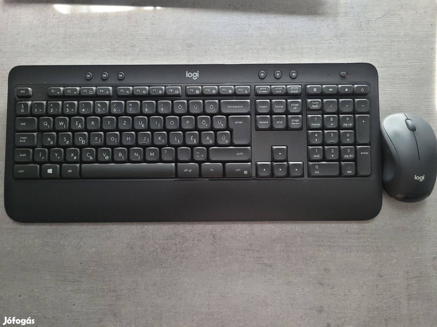 Logitech MK540 Advanced vezeték nélküli egér és billentyűzet magyar