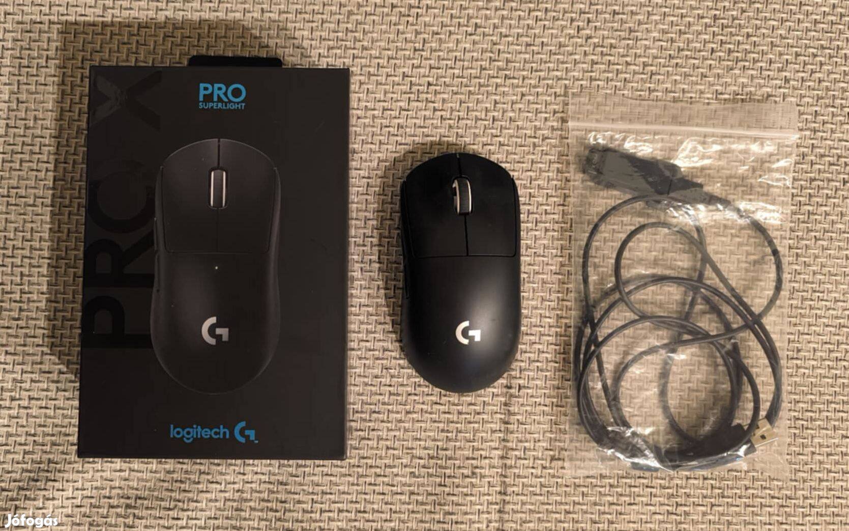 Logitech Pro X Superlight Egér