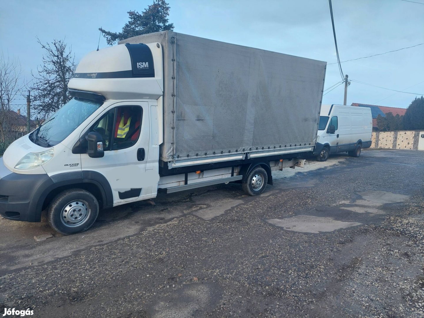 Lomtalanítás-lakáskiürítés akár ingyen-Tehertaxi sos!