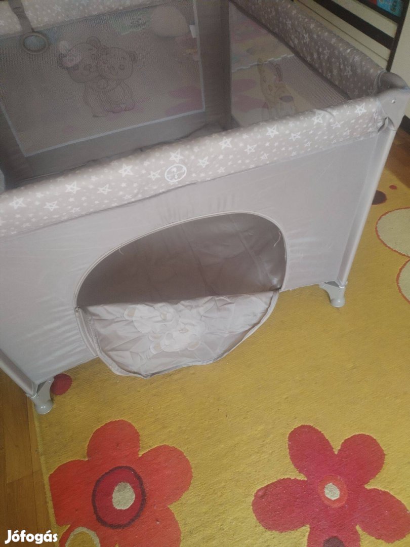 Lorelli Utazó járóka