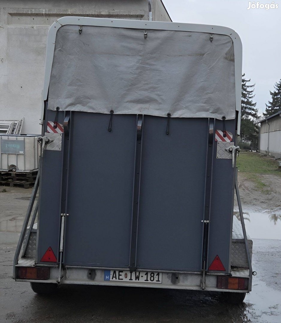 Lószállító 2 férőhelyes