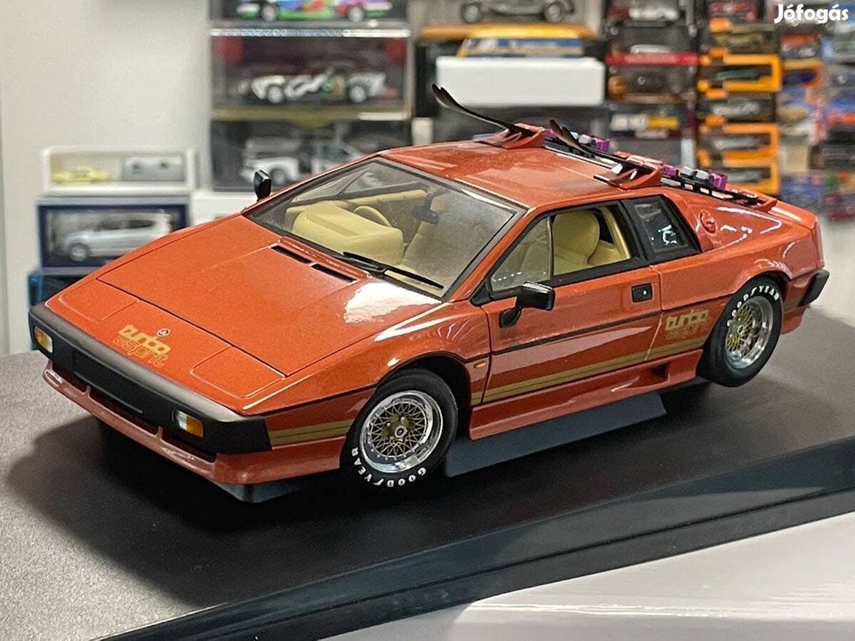 Lotus Esprit Turbo 1981 1:18 Autoart James Bond 007 Collection 70060